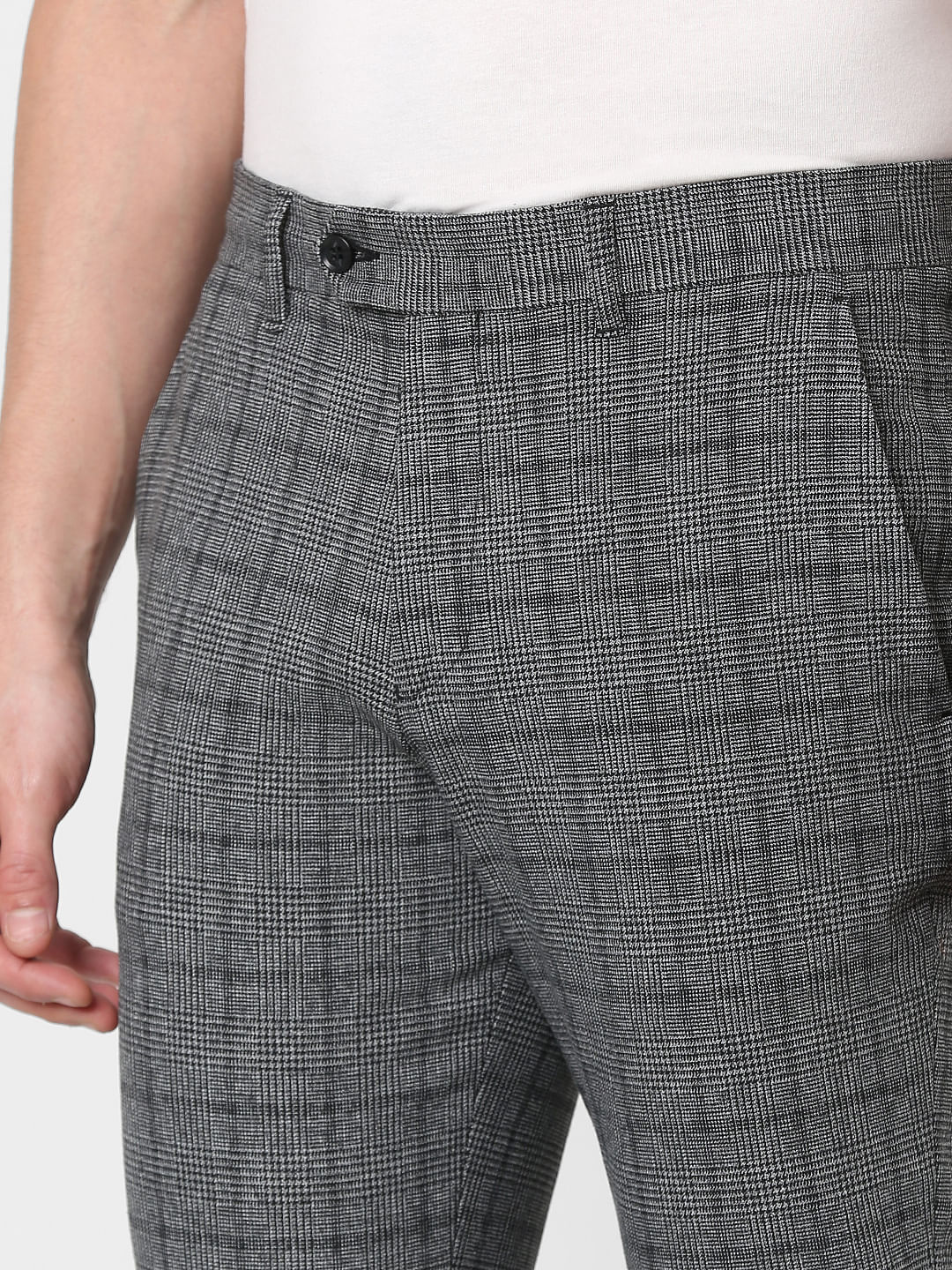 Grey Mid Rise Check Print Pants