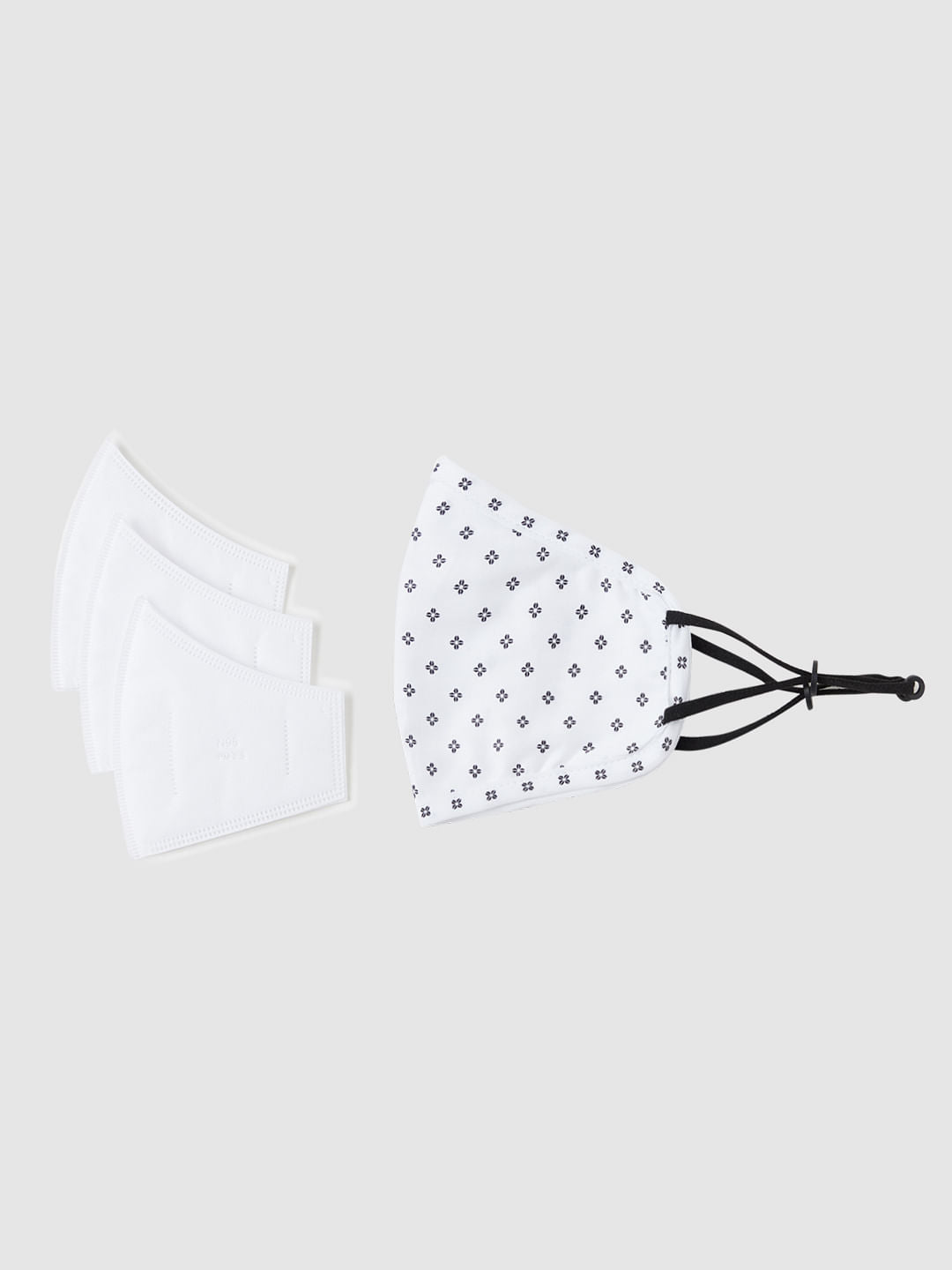 White Floral Print N95 Mask With 3 Changeable Pm2.5 Filter