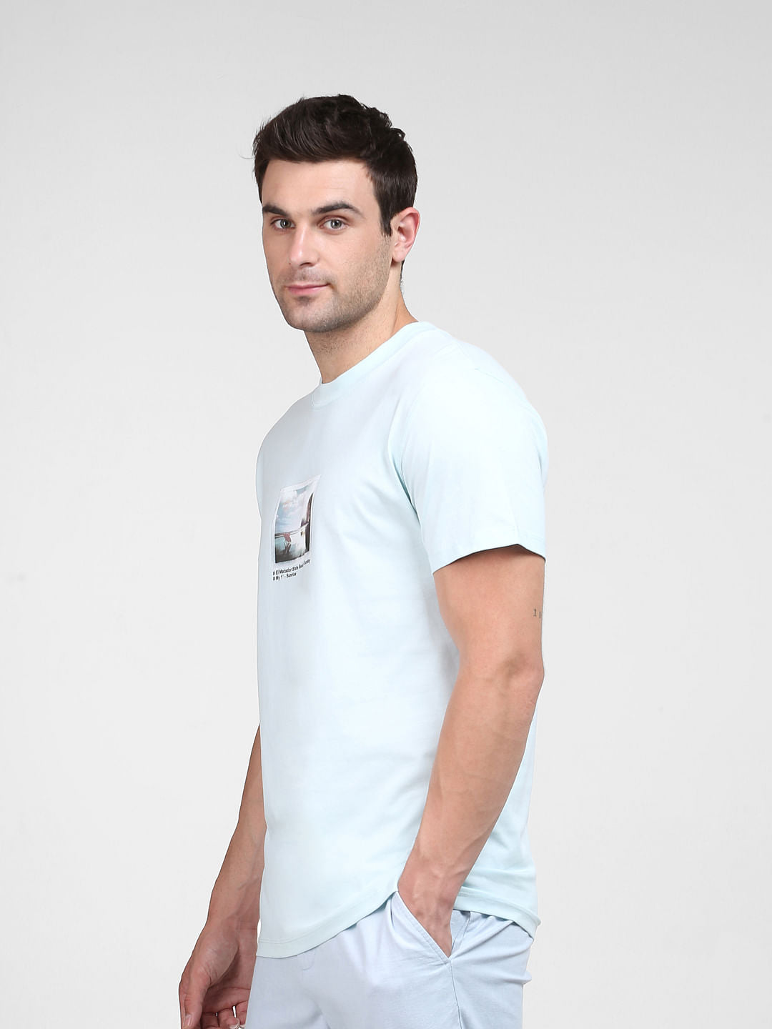 Light Blue Graphic Print Crew Neck T-Shirt