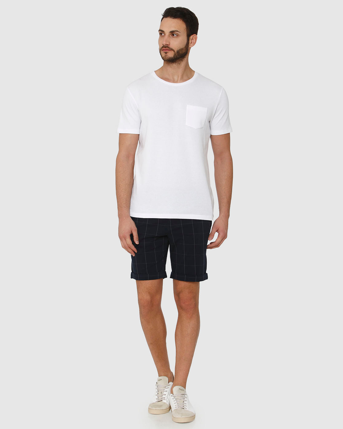 White Front Chest Pocket Crew Neck T-Shirt