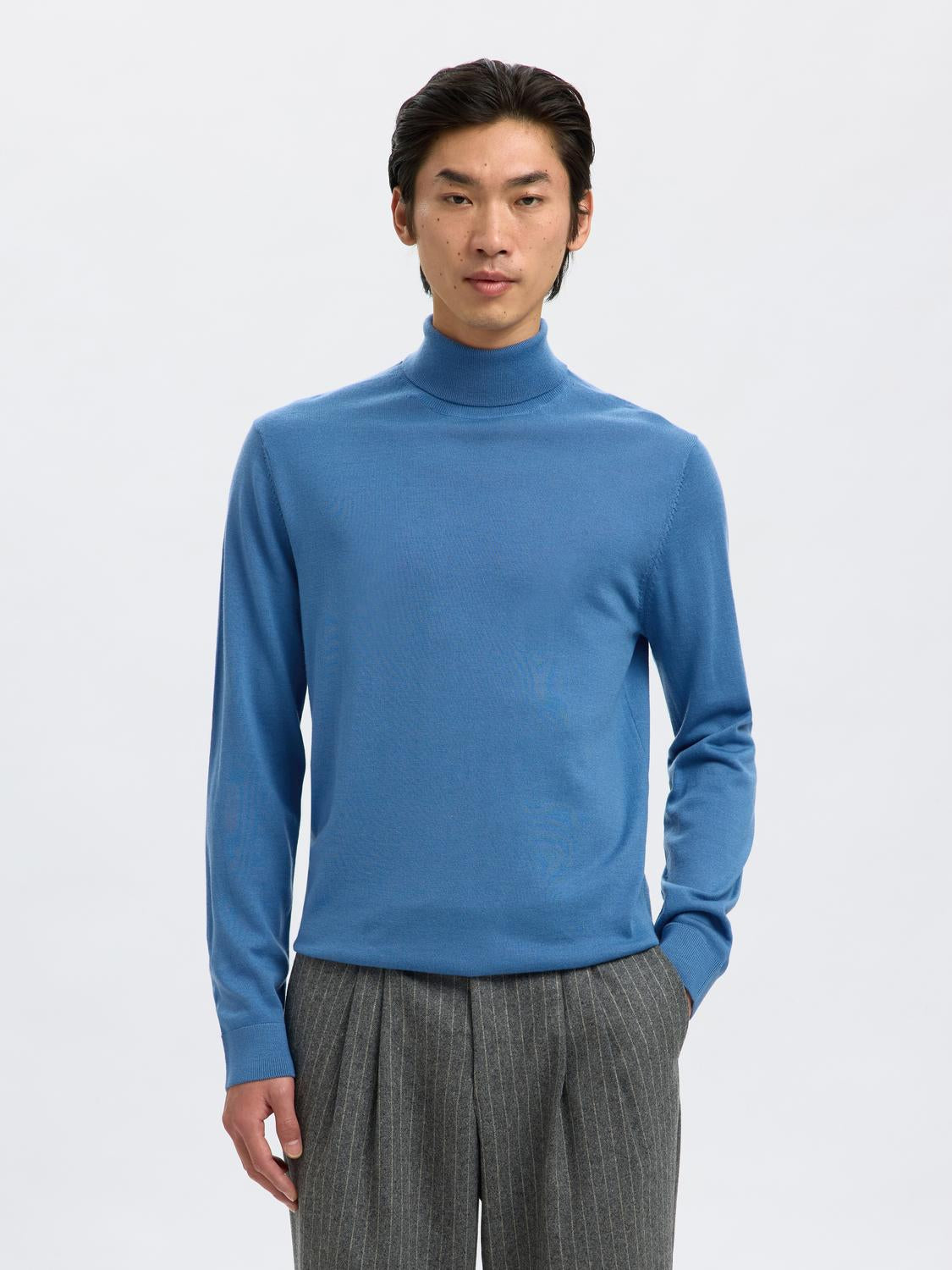 Blue Merino Wool Turtleneck Pullover
