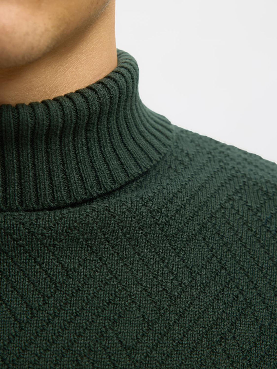 Organic Cotton Structured Turtleneck Pullover