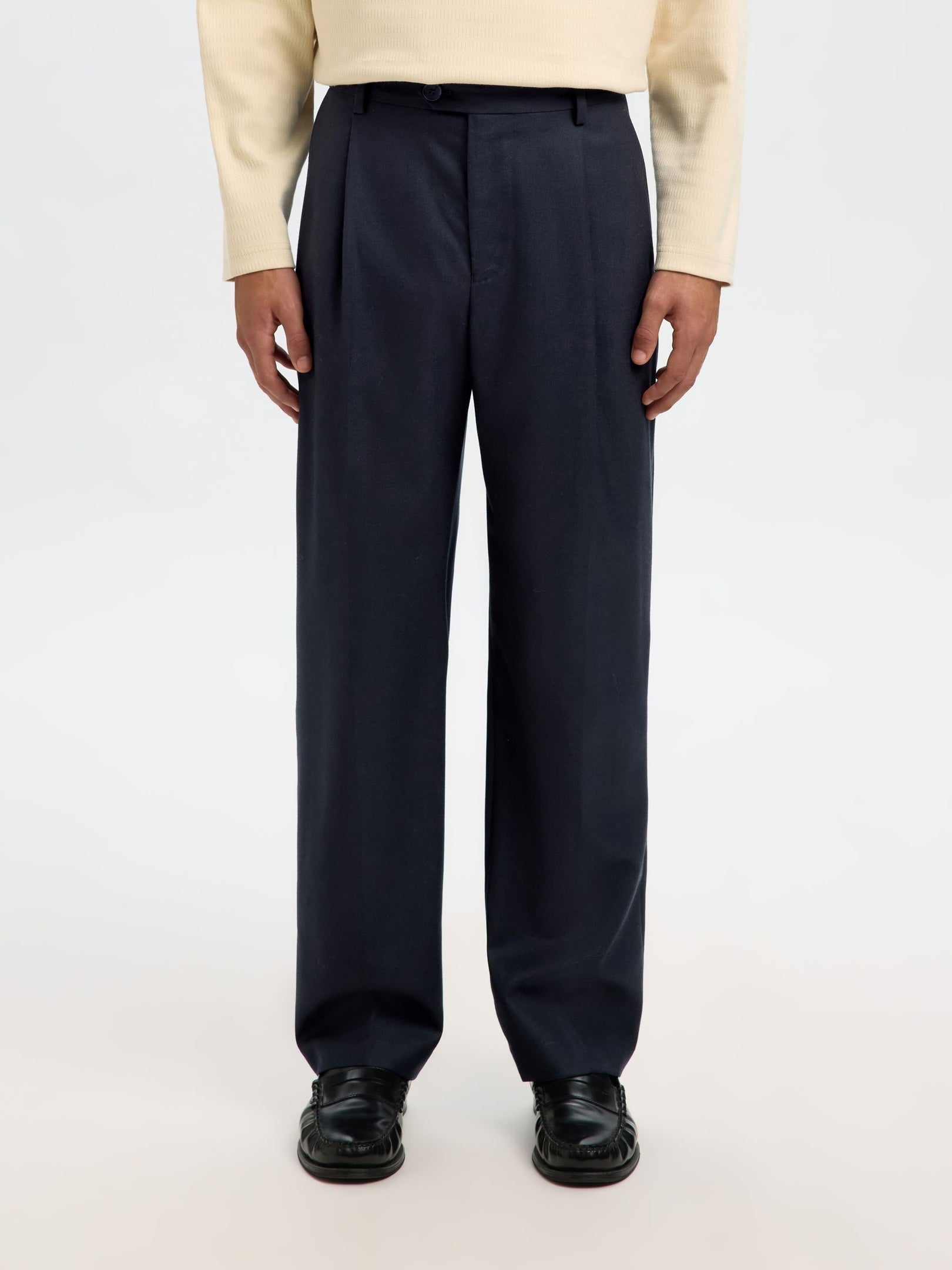 Buy Loose Fit Otto Lano Pleat Pant for Men Online