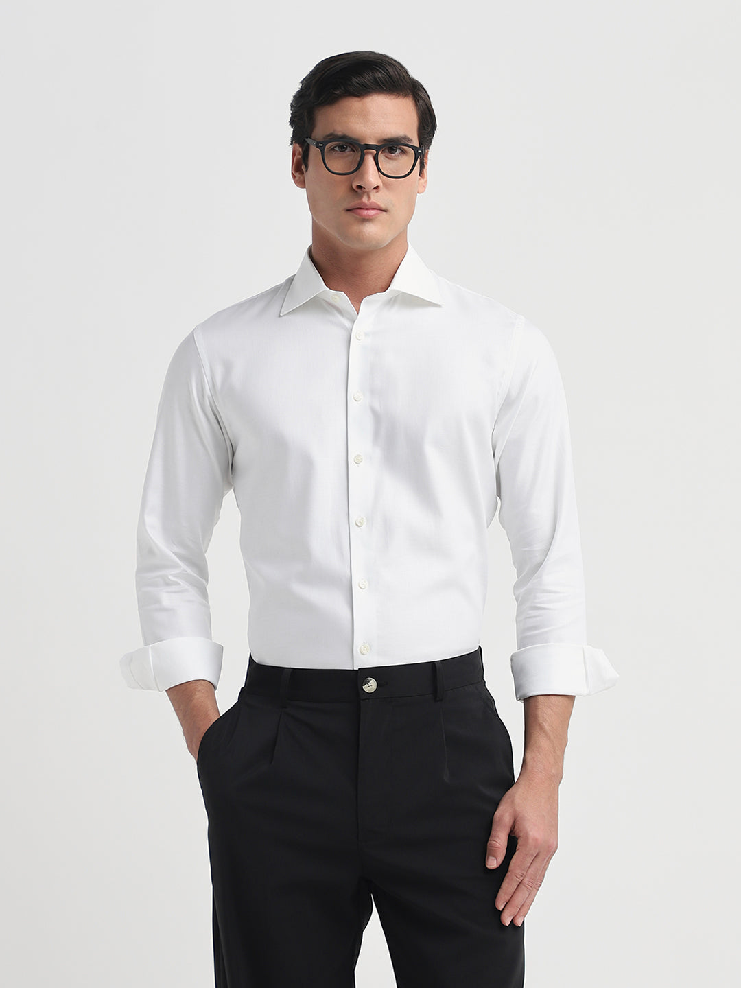White Spread Collar Slim Fit Shirt