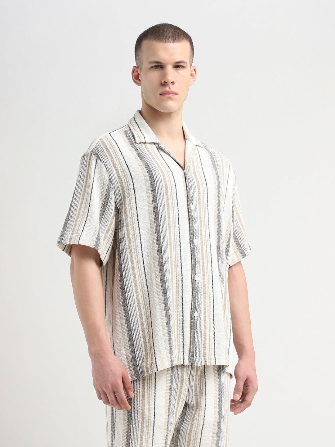 Resort Collar Relaxed Fit Shirt