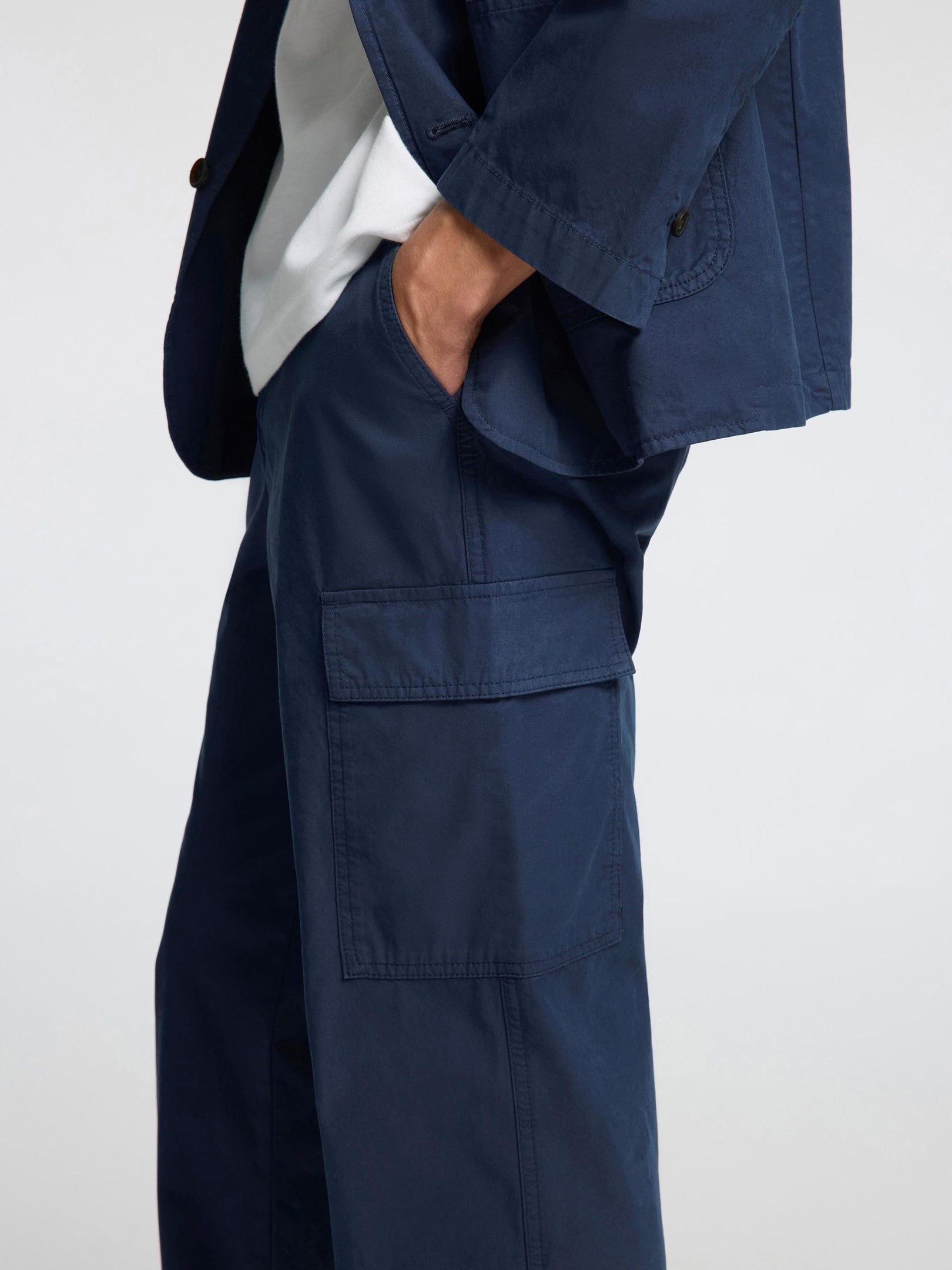Loose Fit Cargo Pants - Dark Blue