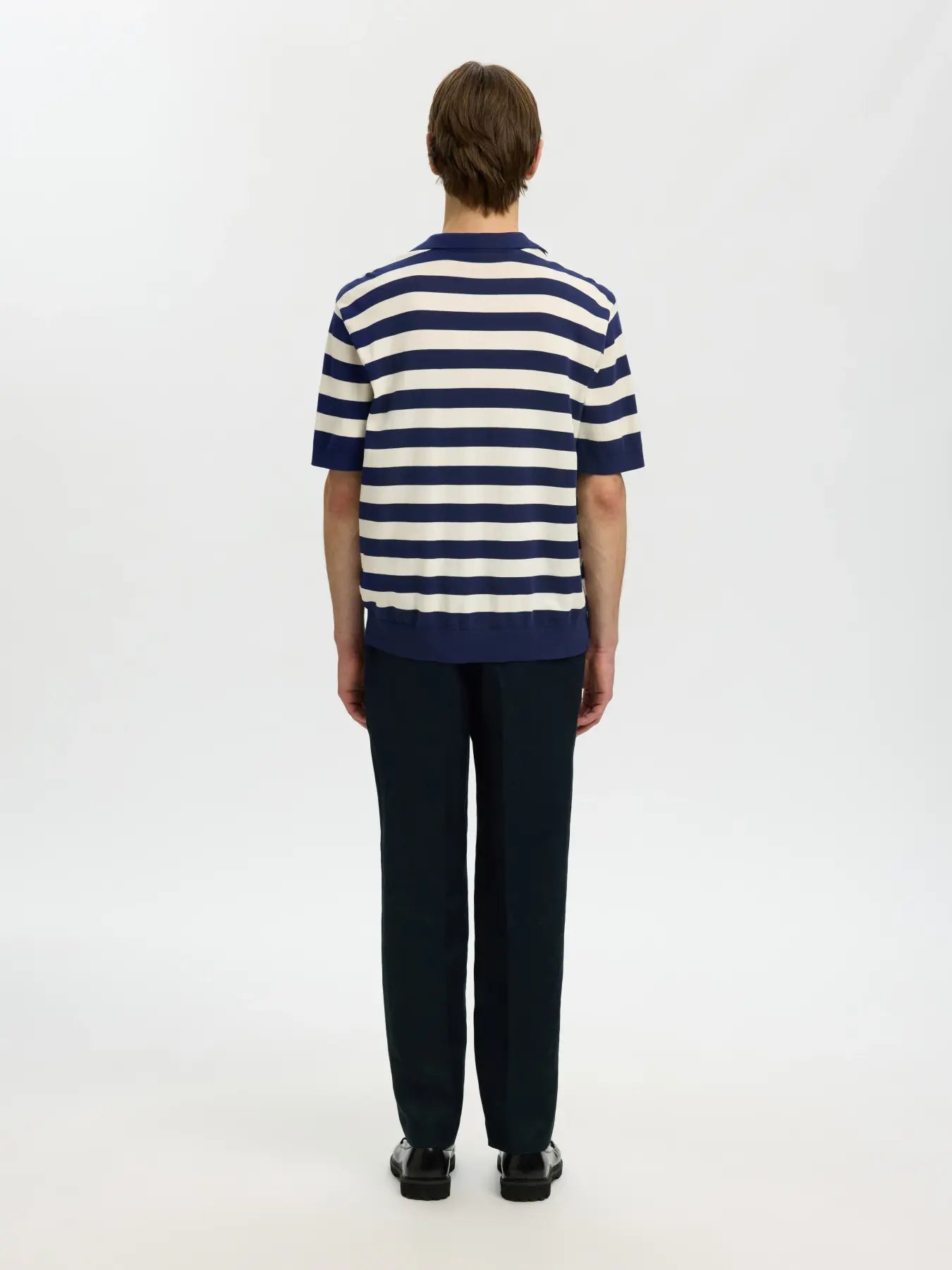 Split Neck Colourblocked Knitted Polo