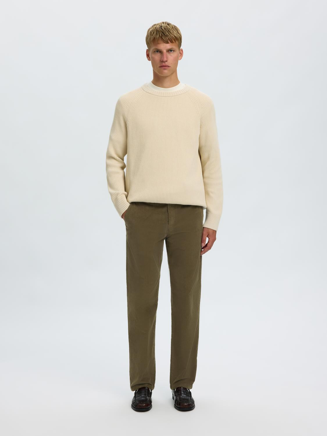 Green Straight Fit Pants