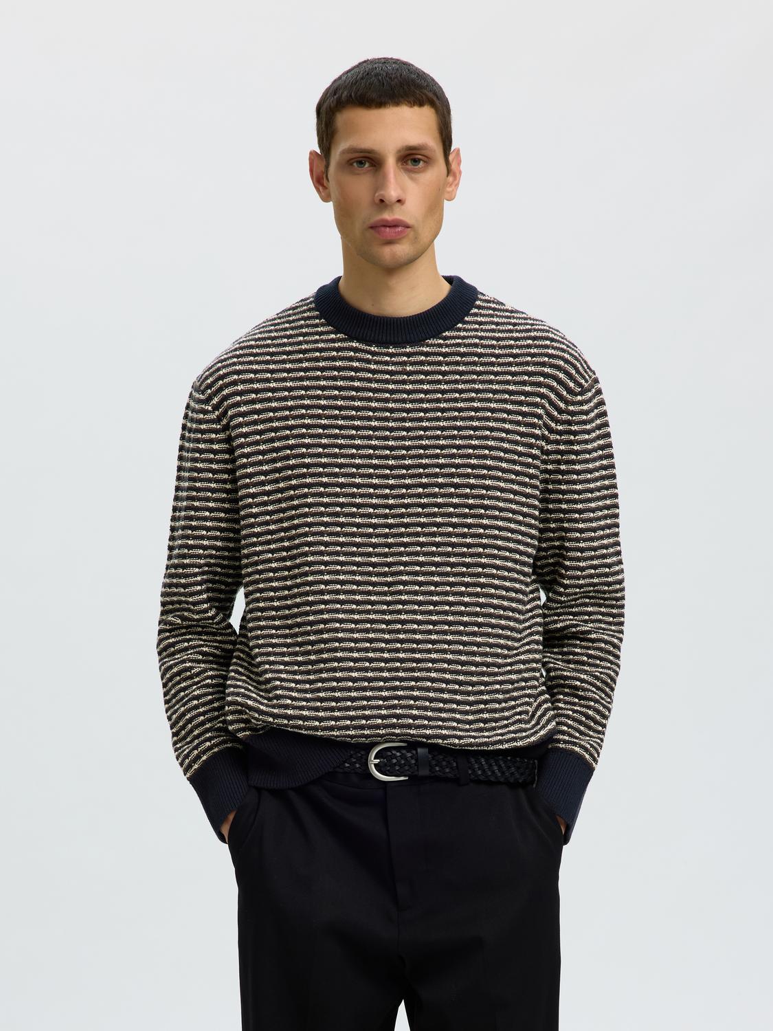 Printed Crew Neck Pullover
