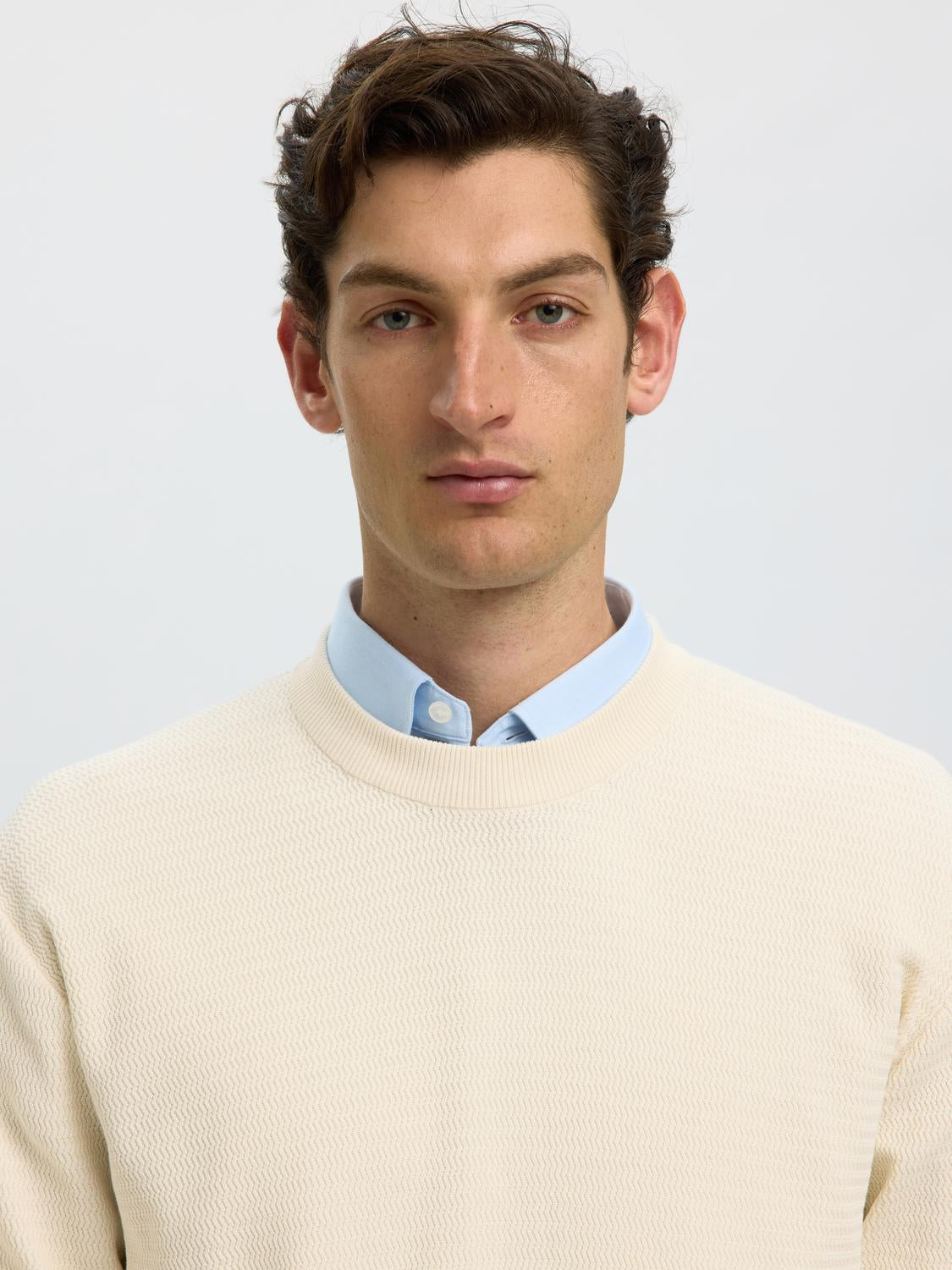 Off-White Crew Neck Pullover