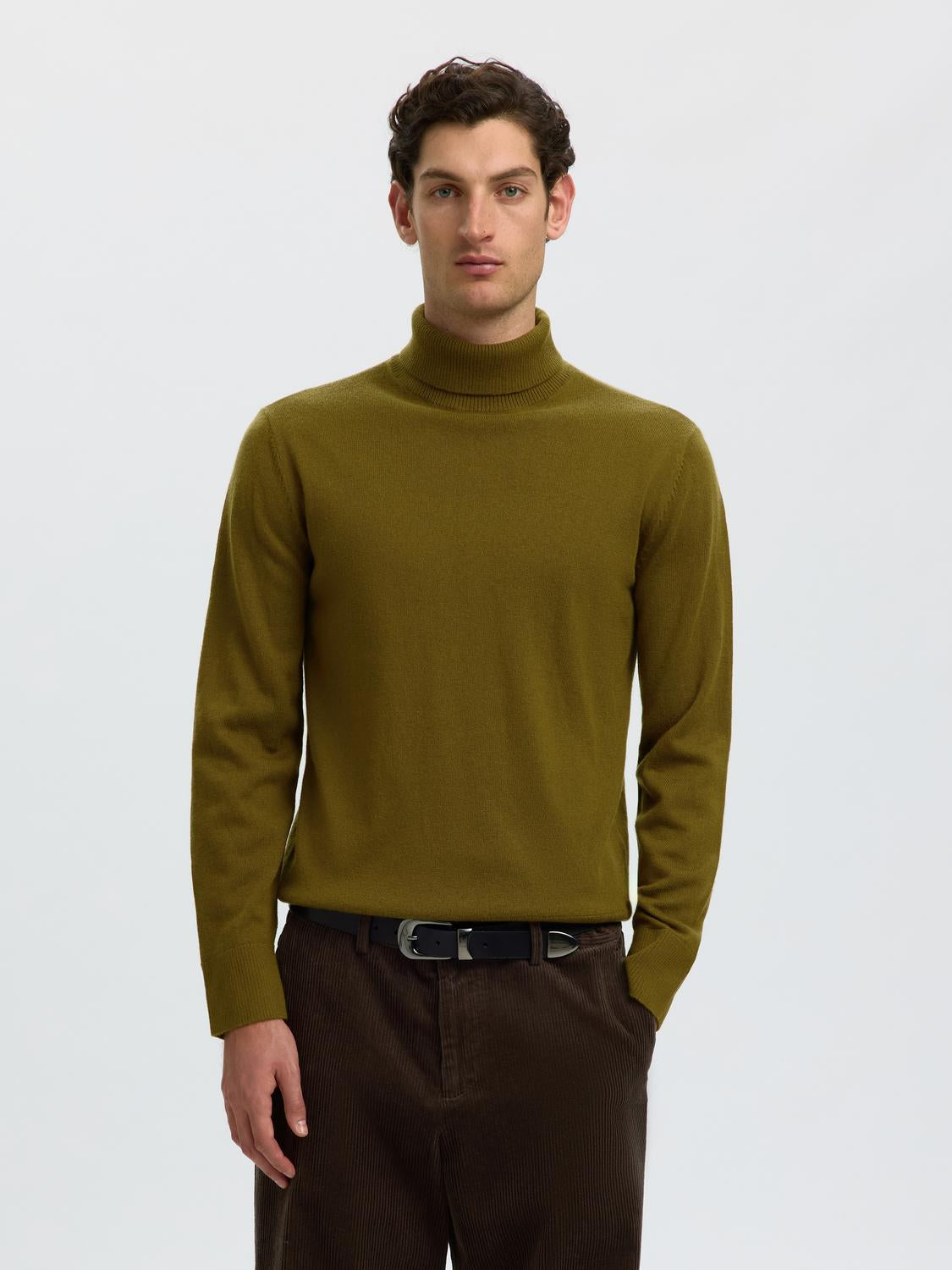 Merino Wool Roll Neck Pullover